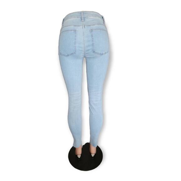NEW Lulus Women's High Rise Raw Hem Light Wash Skinny Jeans Size 28 - Picture 5 of 12